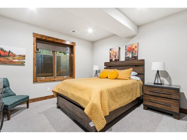 5241 Hialeah Dr, Windsor, CO 80550