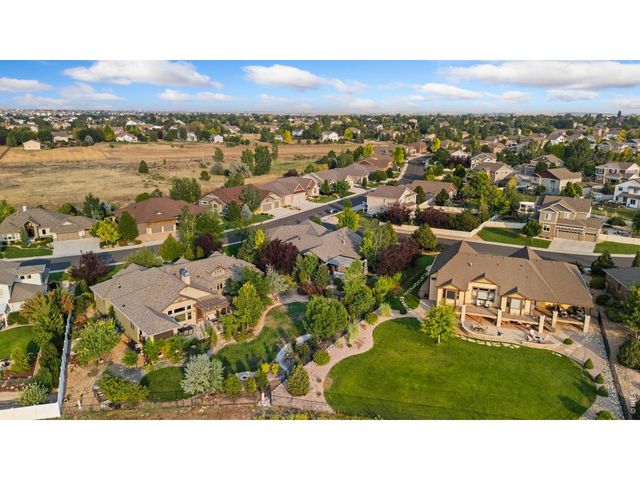 5241 Hialeah Dr, Windsor, CO 80550