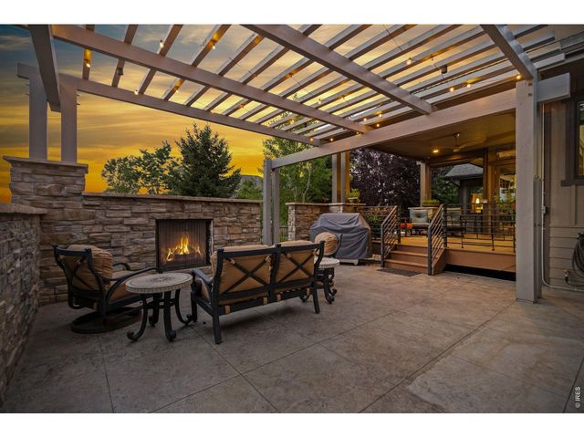 5241 Hialeah Dr, Windsor, CO 80550