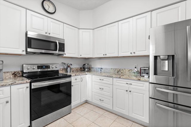 601 Prince Rd, St Augustine, FL 32086