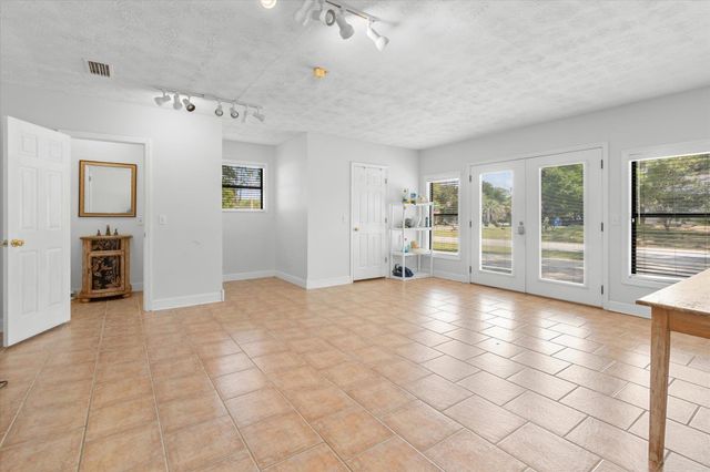 601 Prince Rd, St Augustine, FL 32086