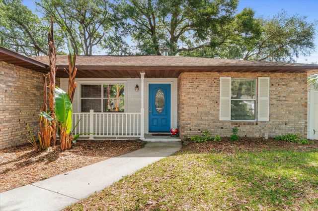 601 Prince Rd, St Augustine, FL 32086