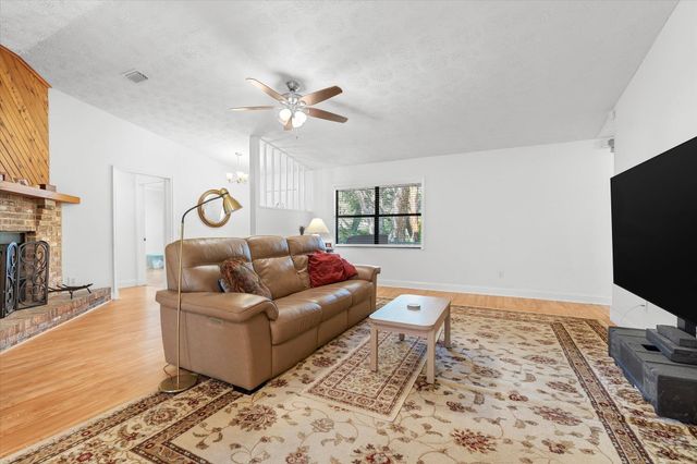 601 Prince Rd, St Augustine, FL 32086