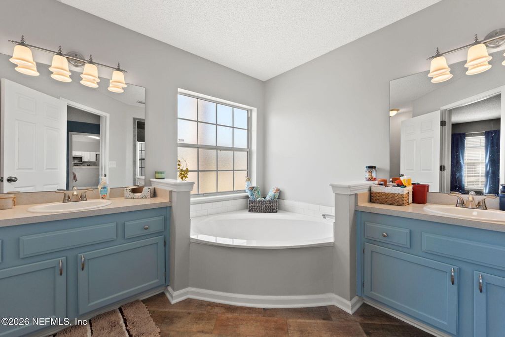 2982 CHIEF RIDAUGHT Trail, Middleburg, FL 32068