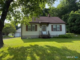 230 South Street, Plymouth, CT 06782