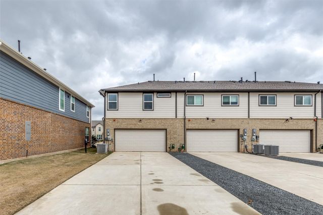 8033 Scanlan Trail, Sienna Plantation, TX 77459