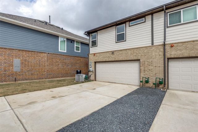 8033 Scanlan Trail, Sienna Plantation, TX 77459