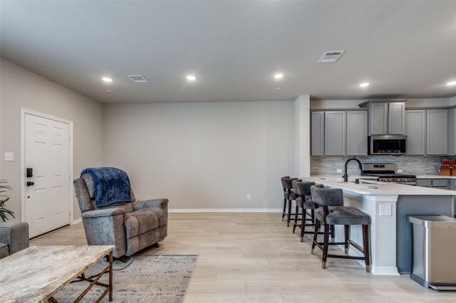 8033 Scanlan Trail, Sienna Plantation, TX 77459