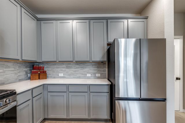 8033 Scanlan Trail, Sienna Plantation, TX 77459