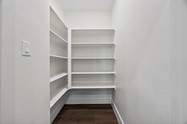 1913 E Myrtle Street, Fort Worth, TX 76104