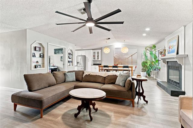 3944 NE 7TH STREET, Ocala, FL 34470