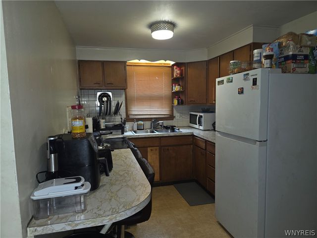 425 Joe Mccarthy Drive, Amherst, NY 14228