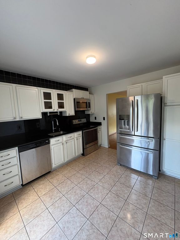 193 Abbotsford Avenue 193, West Hartford, CT 06110