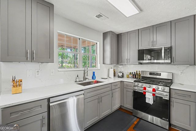 1320 Primrose Drive, Roswell, GA 30076