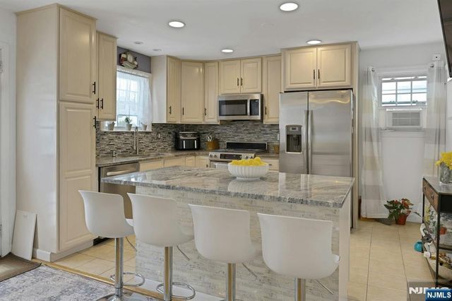 224 Rossiter Avenue, Paterson, NJ 07502