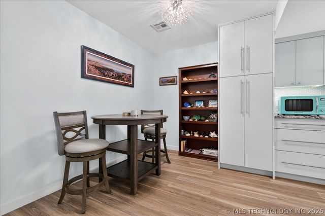 5209 S Nowata Road 201, Bartlesville, OK 74006