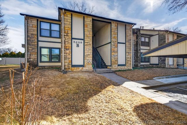 5209 S Nowata Road 201, Bartlesville, OK 74006