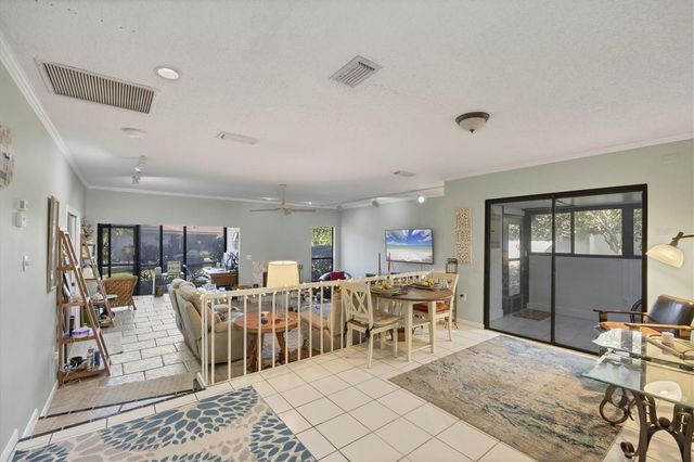 4870 KESTRAL PARK CIRCLE 14, Sarasota, FL 34231