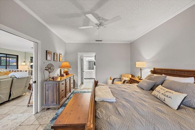 4870 KESTRAL PARK CIRCLE 14, Sarasota, FL 34231