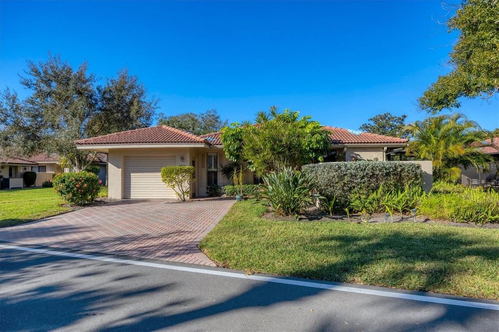 4870 KESTRAL PARK CIRCLE 14, Sarasota, FL 34231