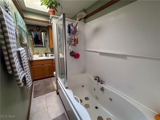 425 Southward Drive, Austintown, OH 44515