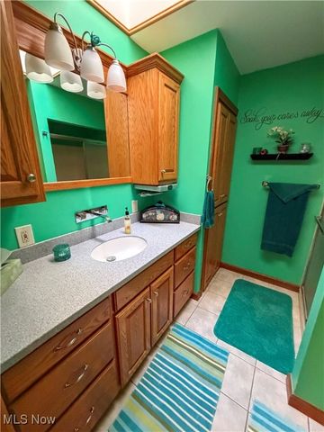 425 Southward Drive, Austintown, OH 44515