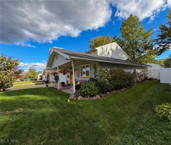 425 Southward Drive, Austintown, OH 44515