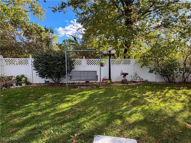 425 Southward Drive, Austintown, OH 44515