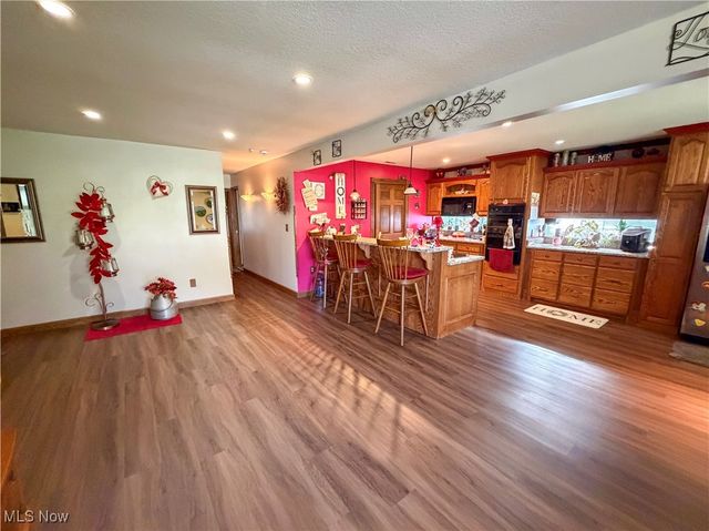 425 Southward Drive, Austintown, OH 44515