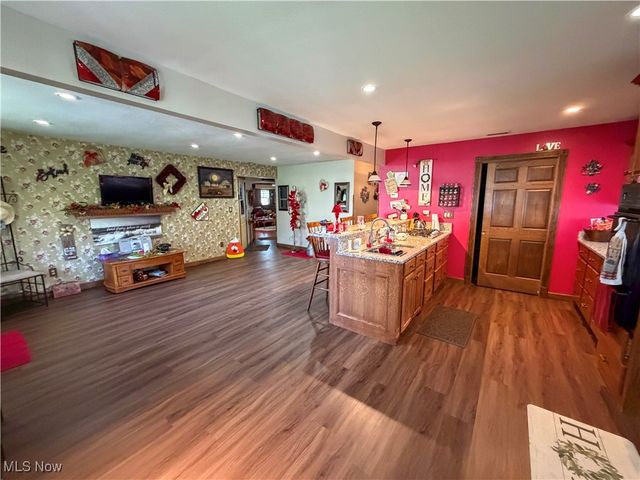 425 Southward Drive, Austintown, OH 44515