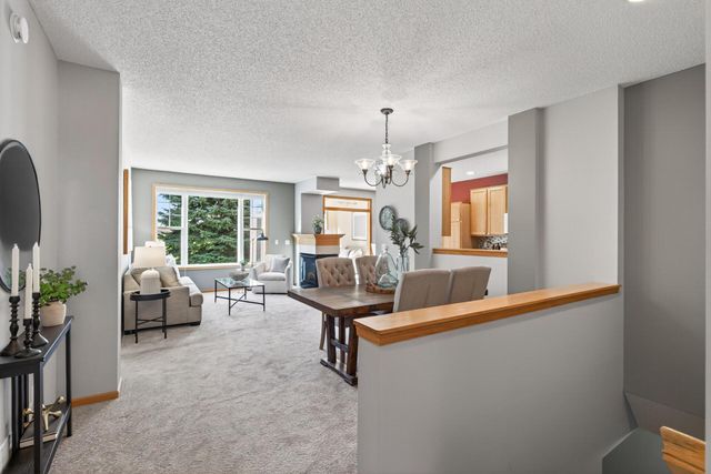 1009 Victoria Greens Boulevard, Victoria, MN 55386