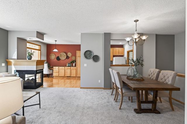 1009 Victoria Greens Boulevard, Victoria, MN 55386
