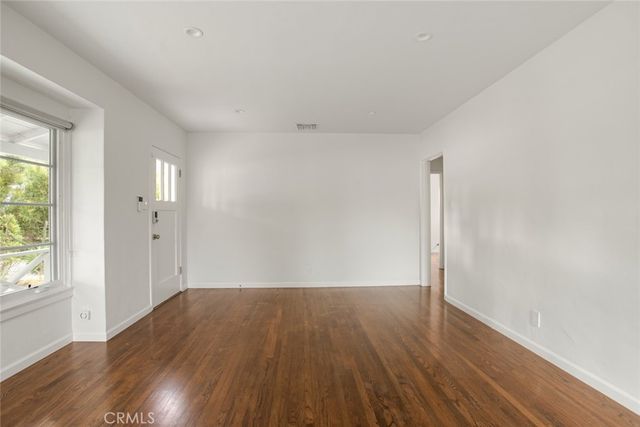 10215 Eldora Avenue, Sunland, CA 91040