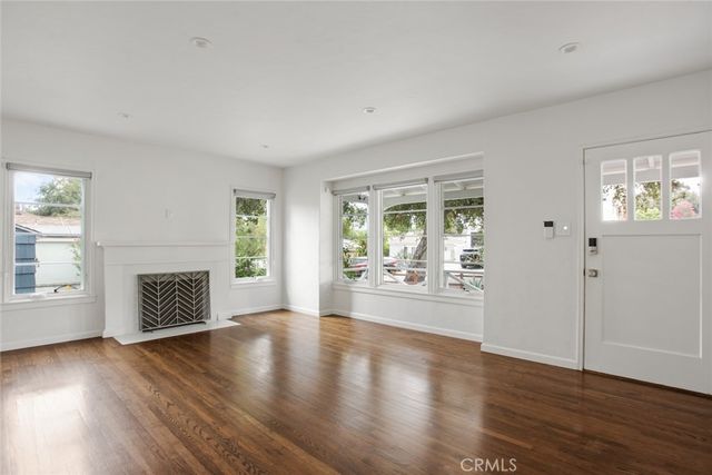 10215 Eldora Avenue, Sunland, CA 91040