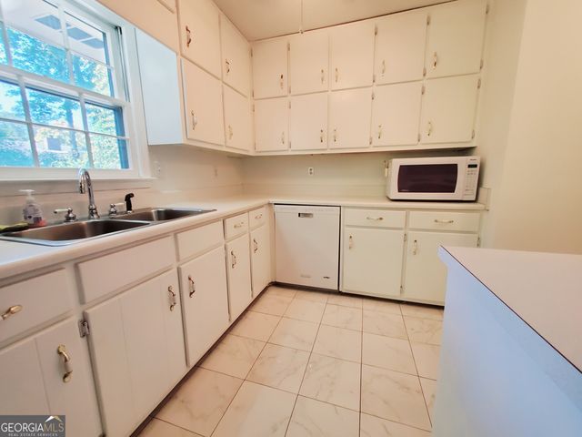 1753 Brenda Drive, Jonesboro, GA 30236