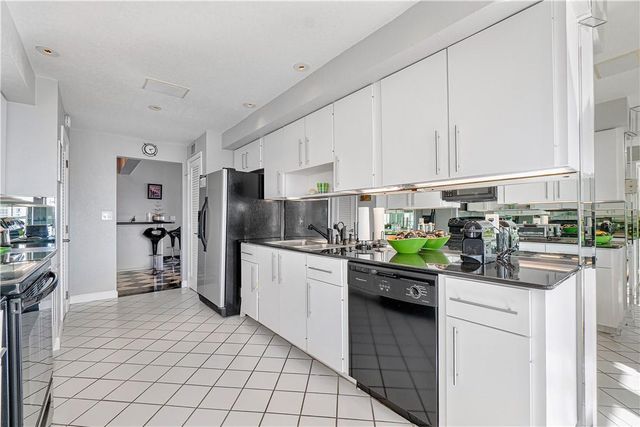 95 N BIRCH Road 900, Fort Lauderdale, FL 33304
