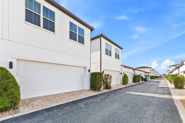 8955 LAKESHORE POINTE DRIVE, Winter Garden, FL 34787