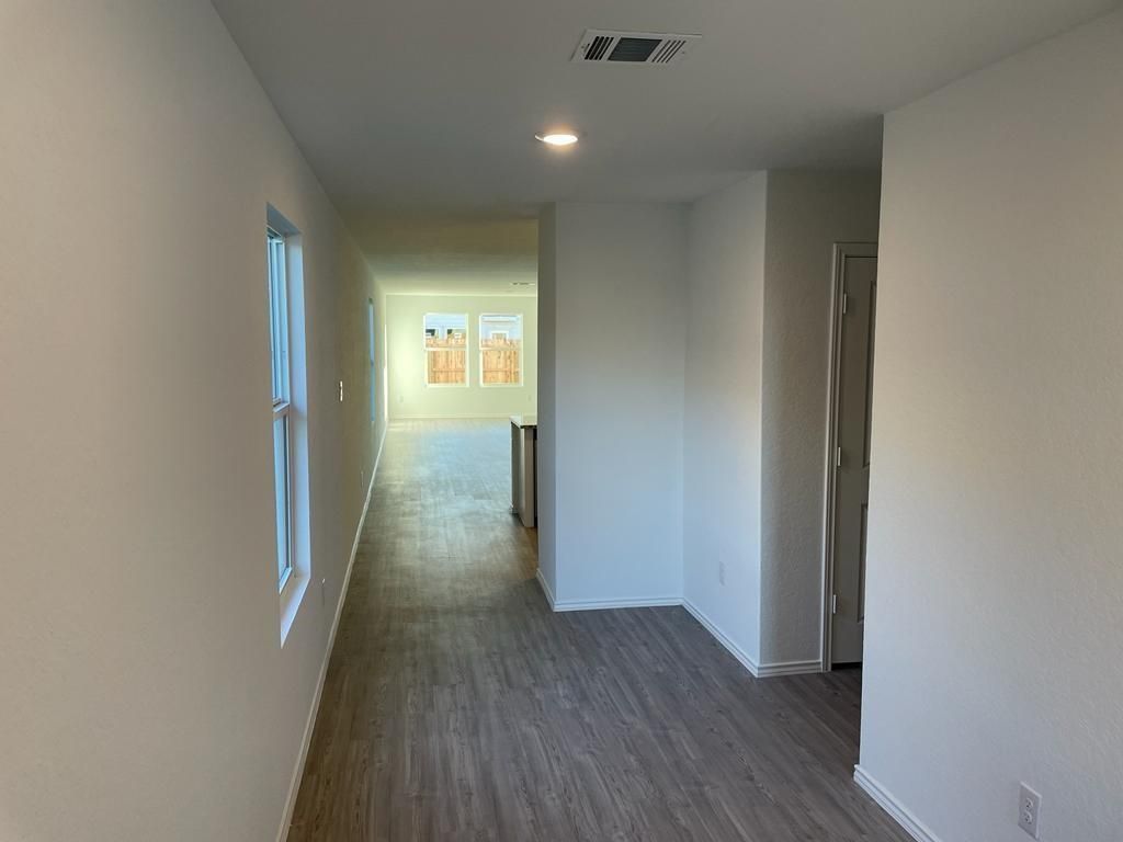 5929 Antonio PL, Seguin, TX 78155