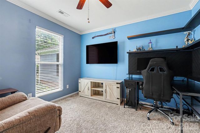 3515 Crescent Knoll Drive, Matthews, NC 28105