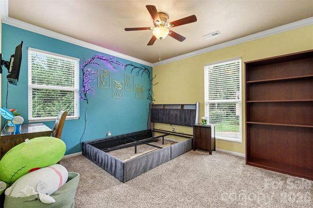 3515 Crescent Knoll Drive, Matthews, NC 28105
