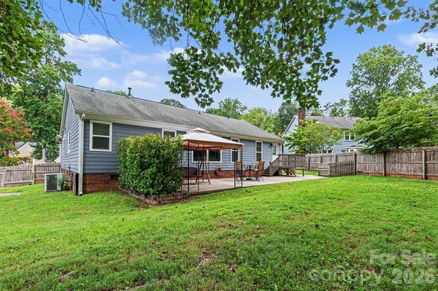 3515 Crescent Knoll Drive, Matthews, NC 28105