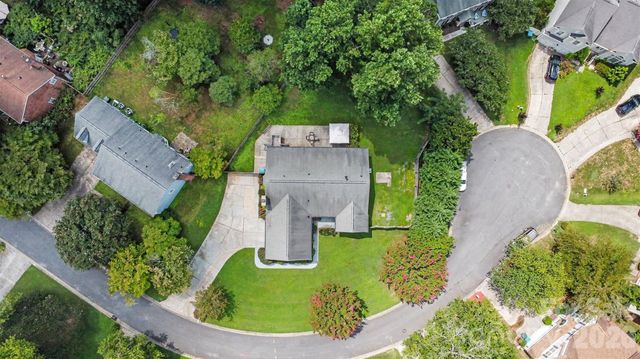 3515 Crescent Knoll Drive, Matthews, NC 28105