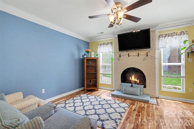 3515 Crescent Knoll Drive, Matthews, NC 28105