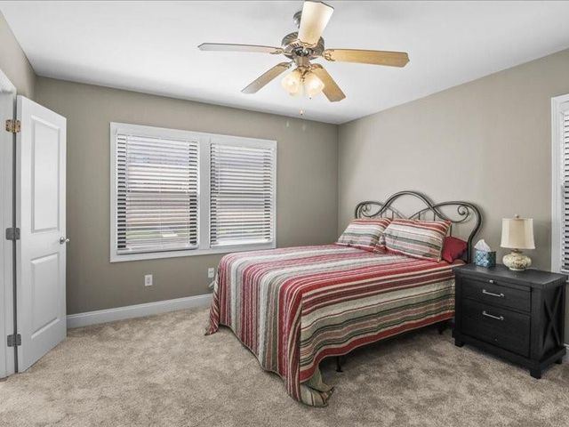 4542 Jarboe Street 4, Kansas City, MO 64111
