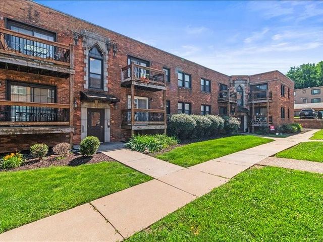 4542 Jarboe Street 4, Kansas City, MO 64111