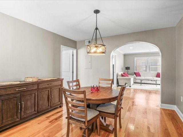 4542 Jarboe Street 4, Kansas City, MO 64111