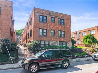 4542 Jarboe Street 4, Kansas City, MO 64111