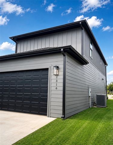 2316 S 31st Place, Rogers, AR 72758