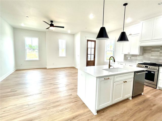 2316 S 31st Place, Rogers, AR 72758