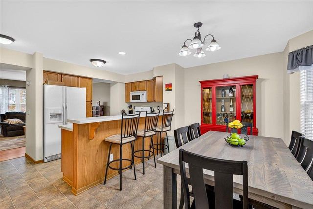 3805 Ice Age Drive, Madison, WI 53719